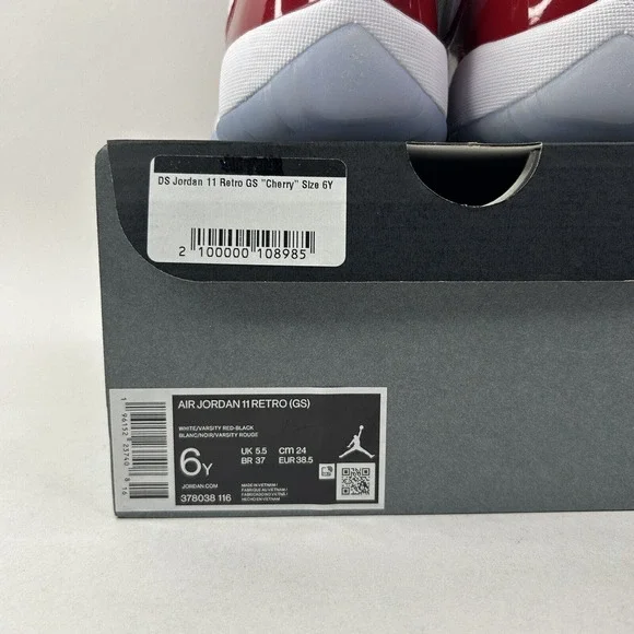 Nike Shoes Air Jordan 11 Retro GS “Cherry” 2024 - Picture 5 of 5